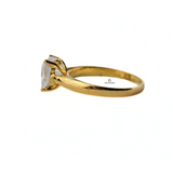 SINGLE STONE RING WITH GOLD SHOULDER