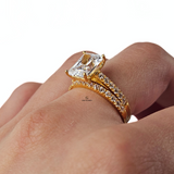 EMERALD CUT HALO RING SET