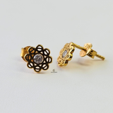 DAINTY PETAL STUD