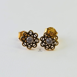 DAINTY PETAL STUD