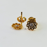 DAINTY PETAL STUD