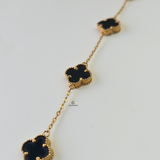 BLACK 5 FLOWER BRACELET