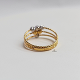 GOLD AND RHODIUM TRIANGLE BEADED RING