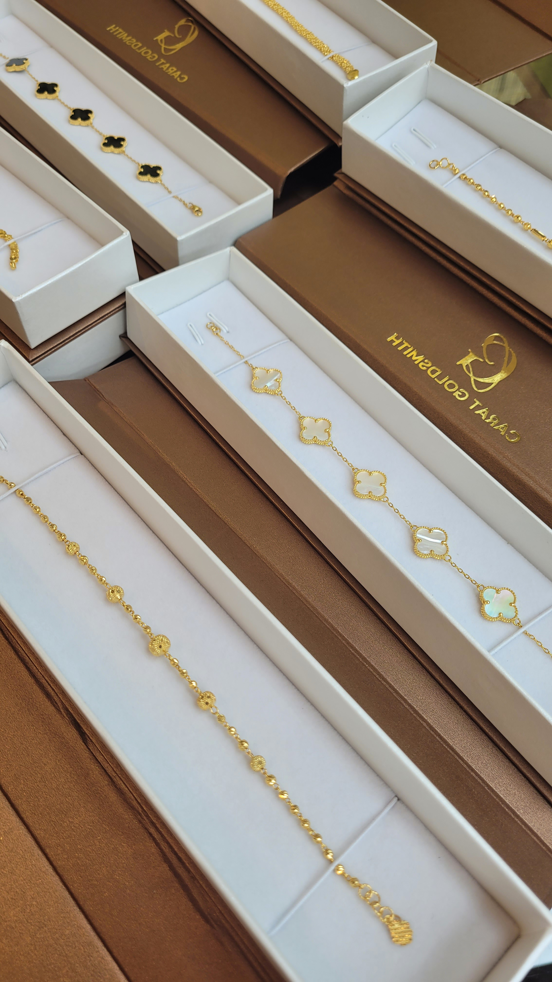 Citerna 9ct Rose and White Gold Bracelet, 19cm Length V-Link Bracelet - Gold  Jewellery from Prime Jewellery UK