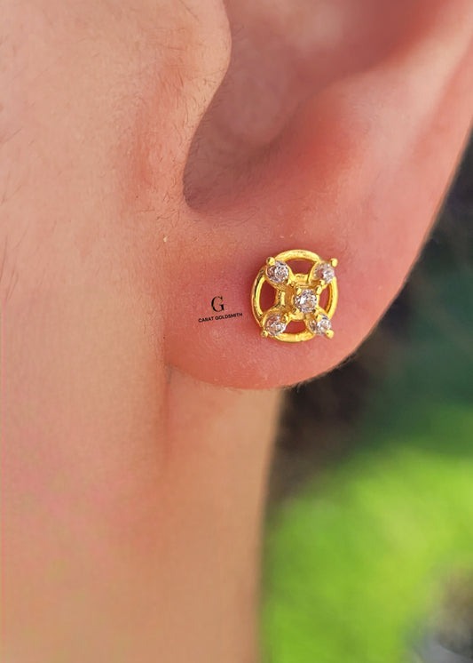 INTRICATE DESIGN STUDS