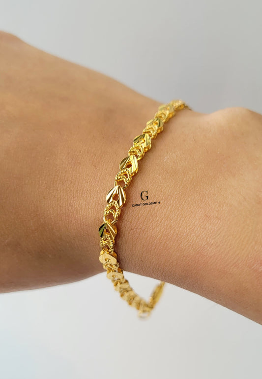 LEAF CUTTING FLAT BRACELET