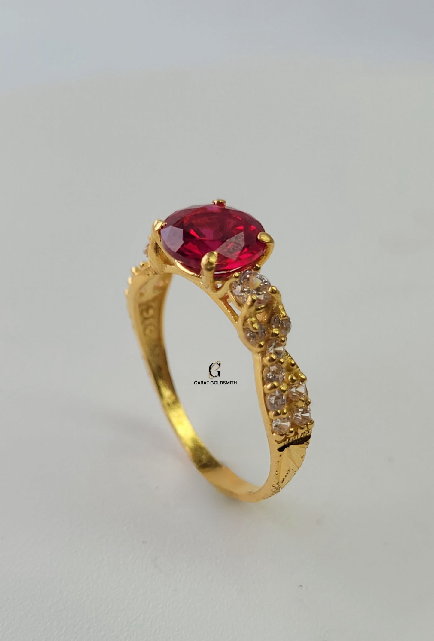 ROUND RUBY RING