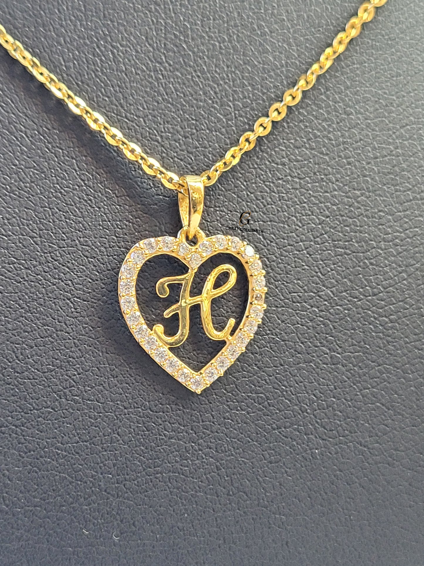 H STONE SCRIPT INITIAL HEART PENDANT