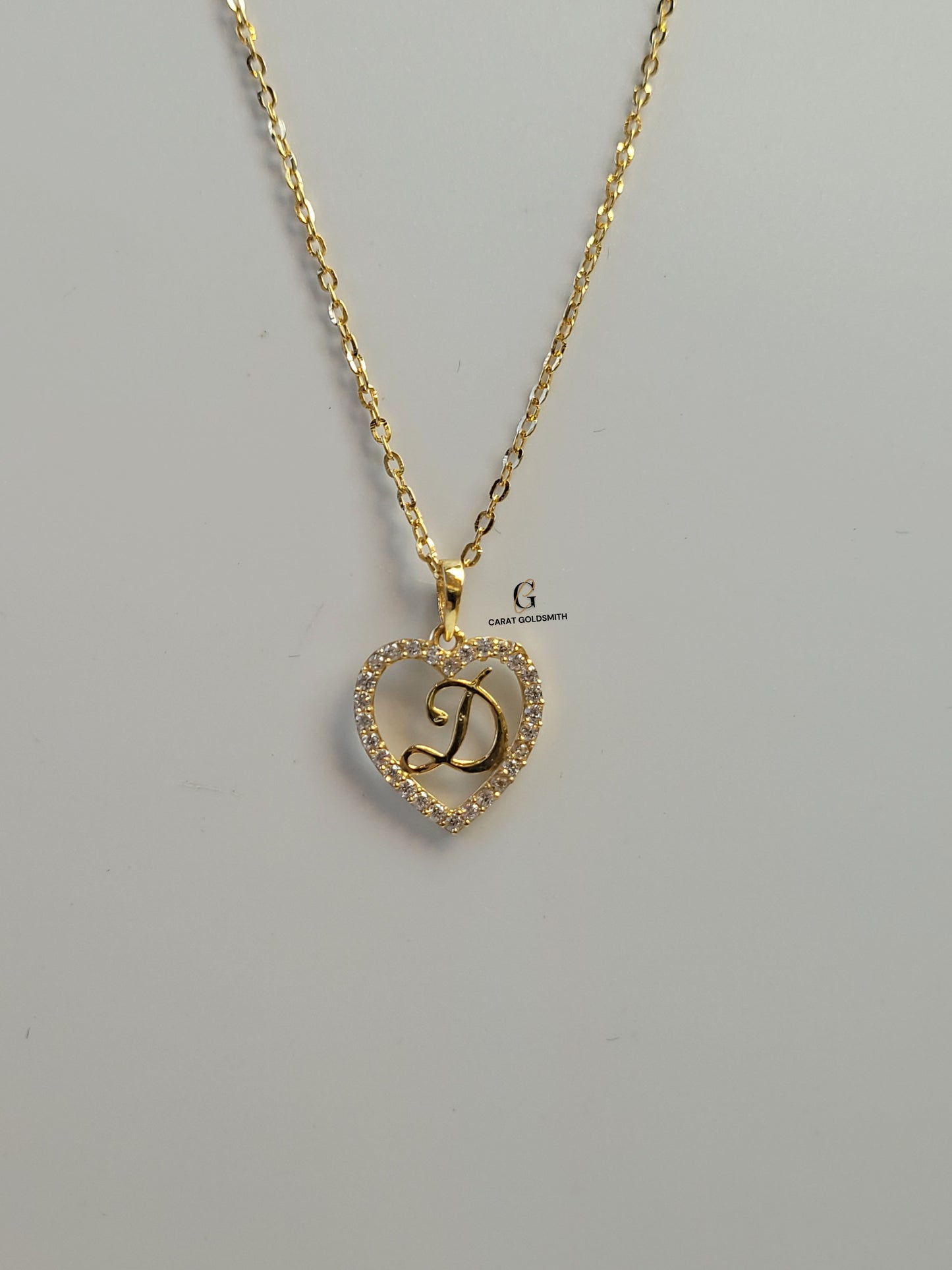 D STONE SCRIPT INITIAL HEART PENDANT