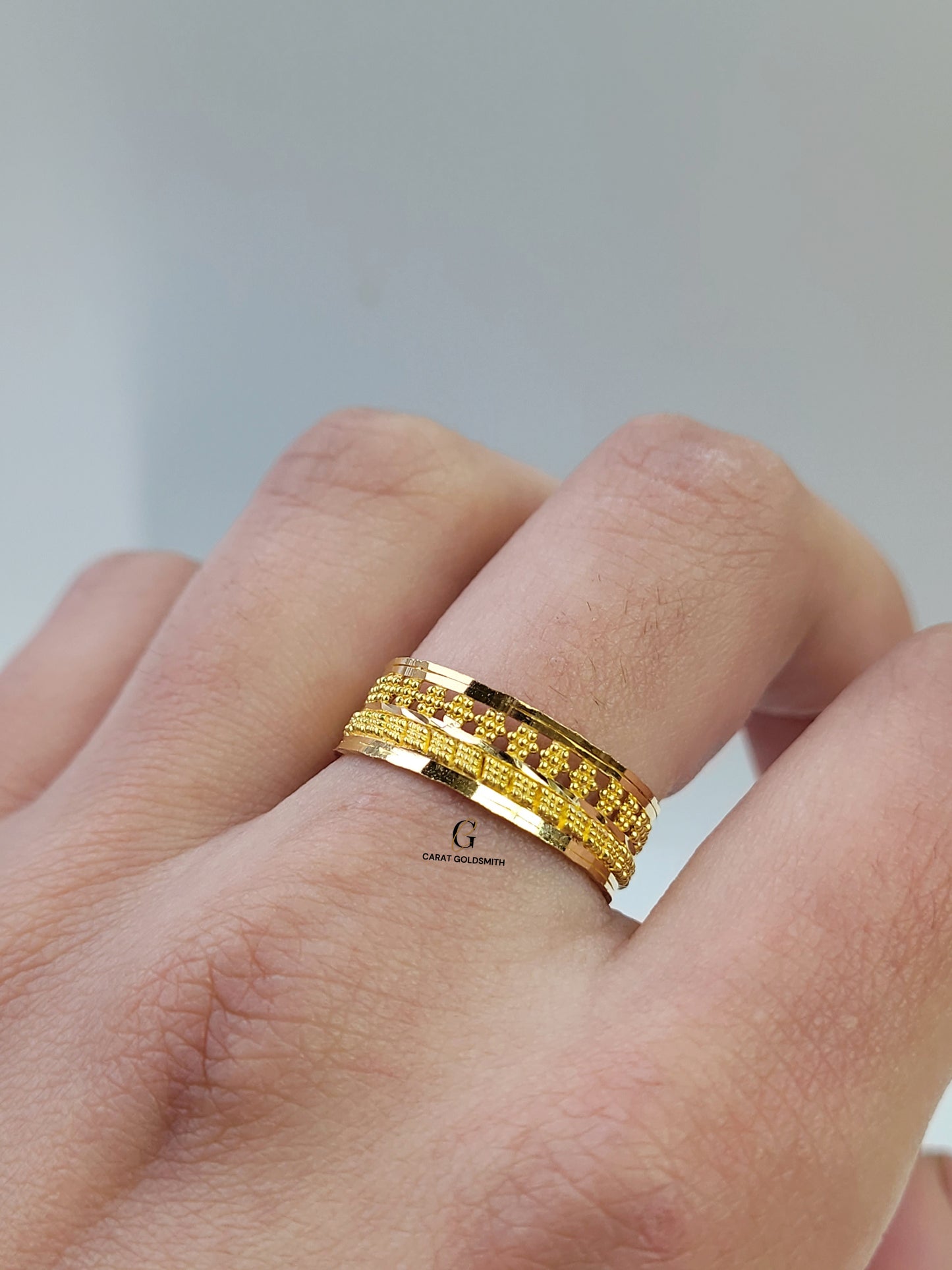 GOLD VINTAGE BAND