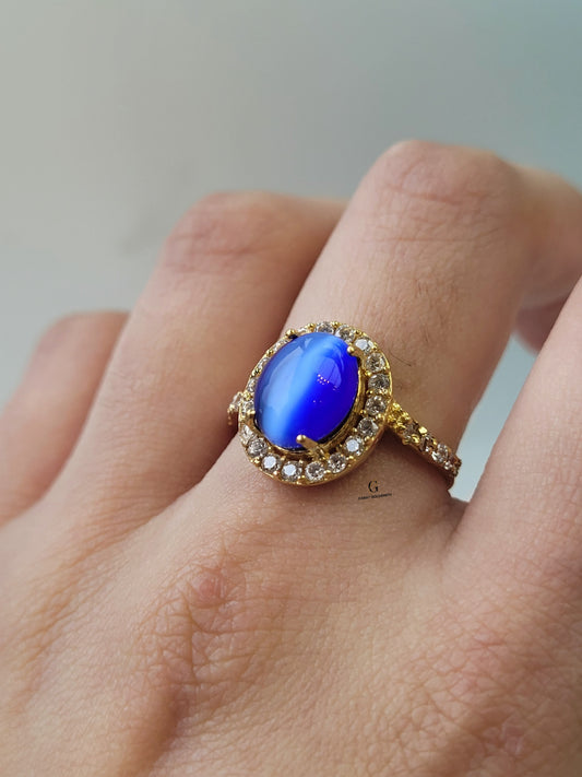 BLUE AND WHITE STONE RING