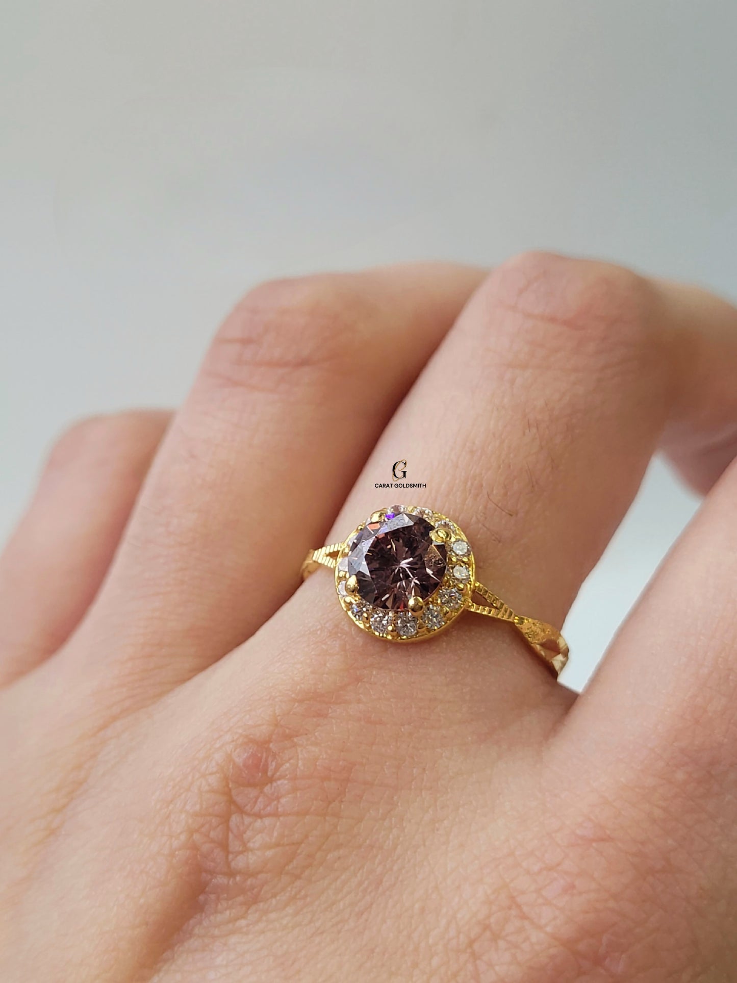 LIGHT AMETHYST HALO RING