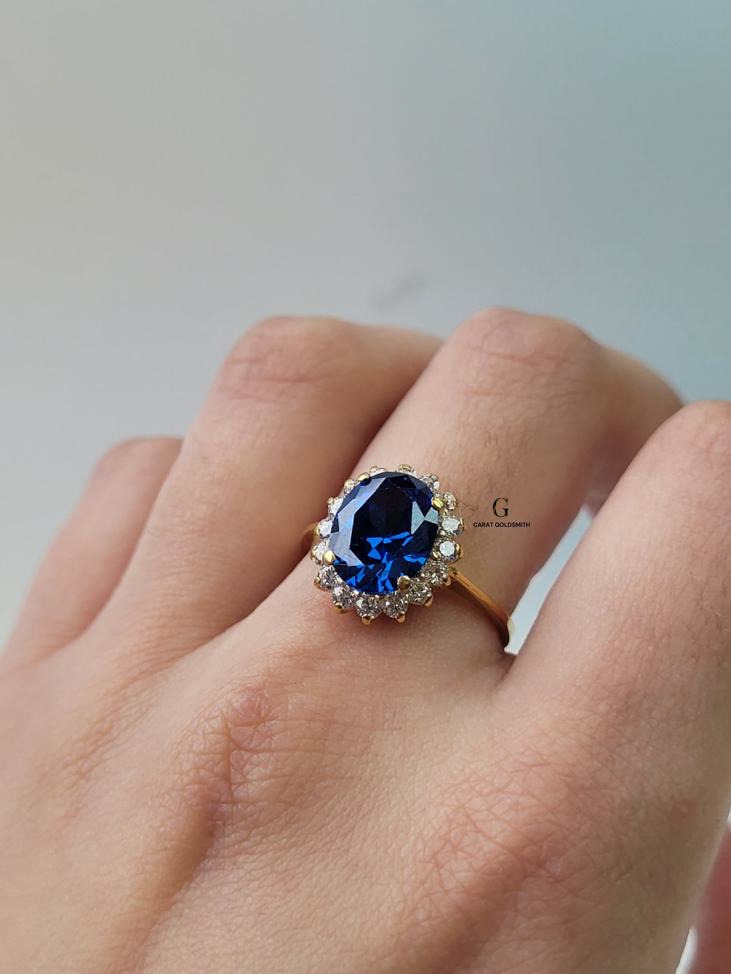 SAPPHIRE OVAL RING