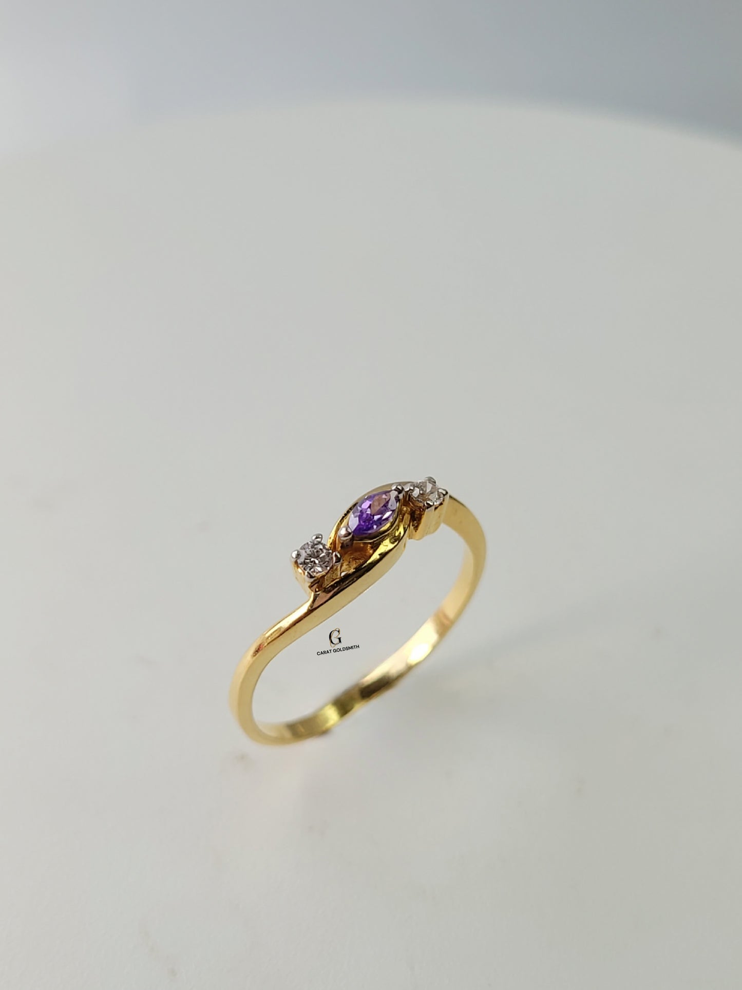 DAINTY AMETHYST SWIRL RING