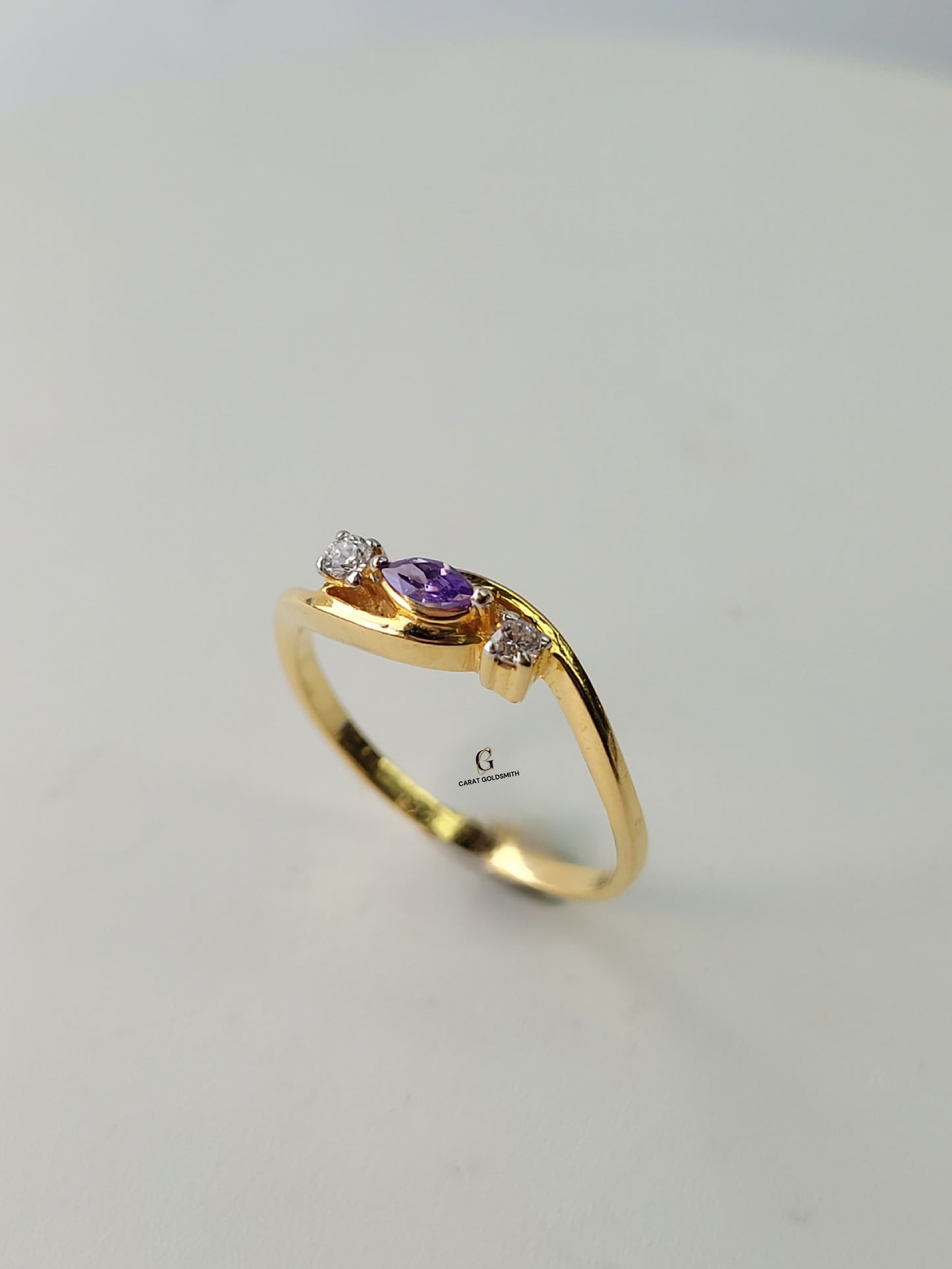 DAINTY AMETHYST SWIRL RING