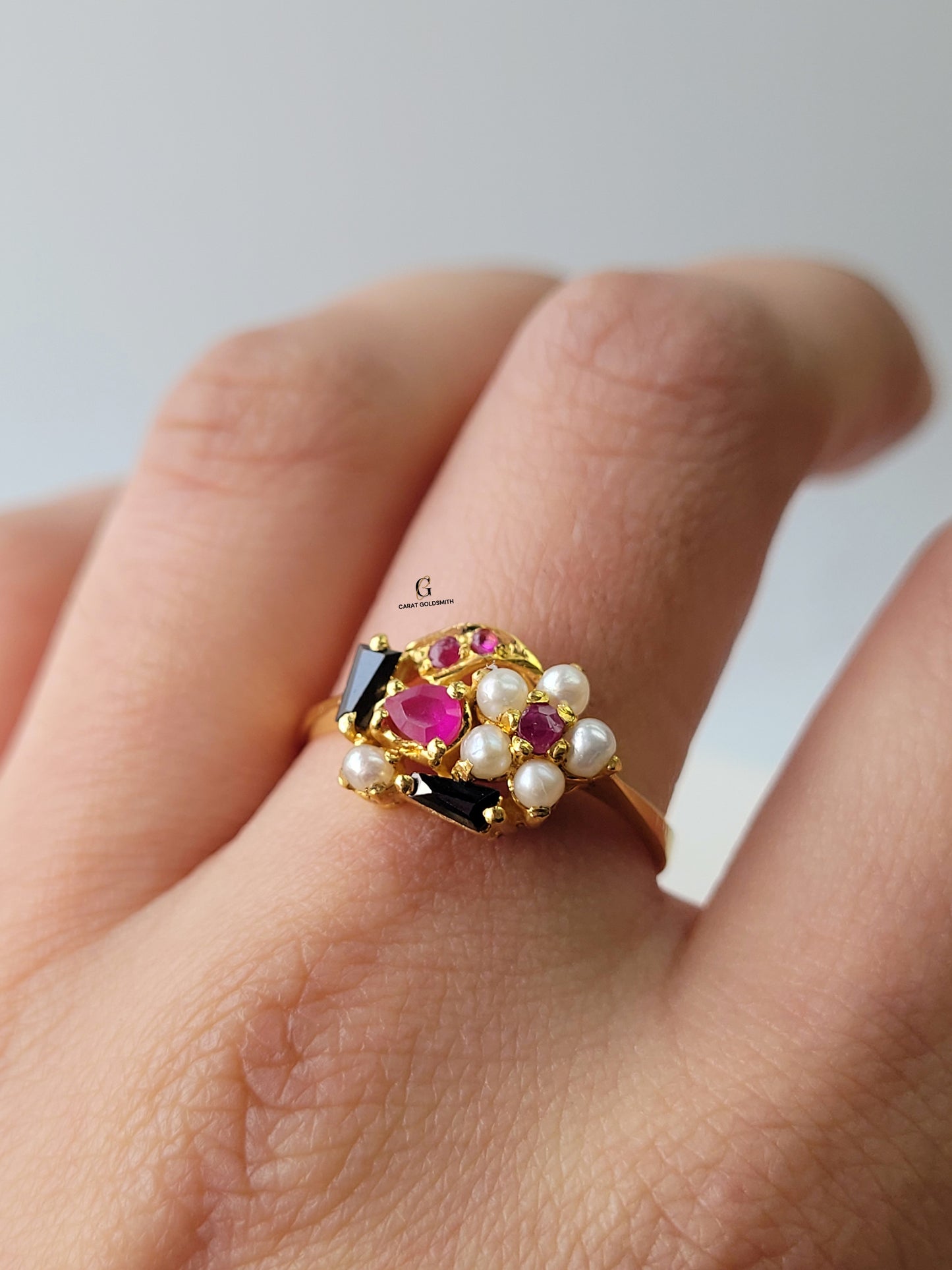 MULTI PEARL RING