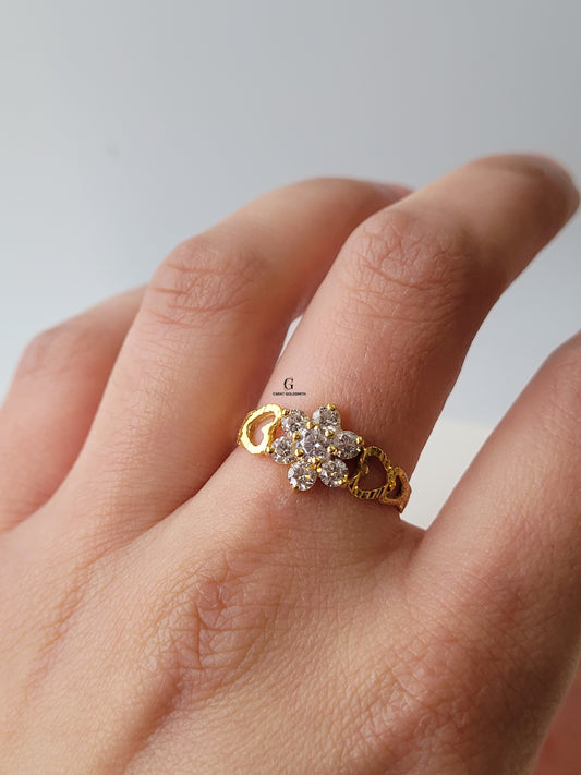 PETAL AND HEART RING
