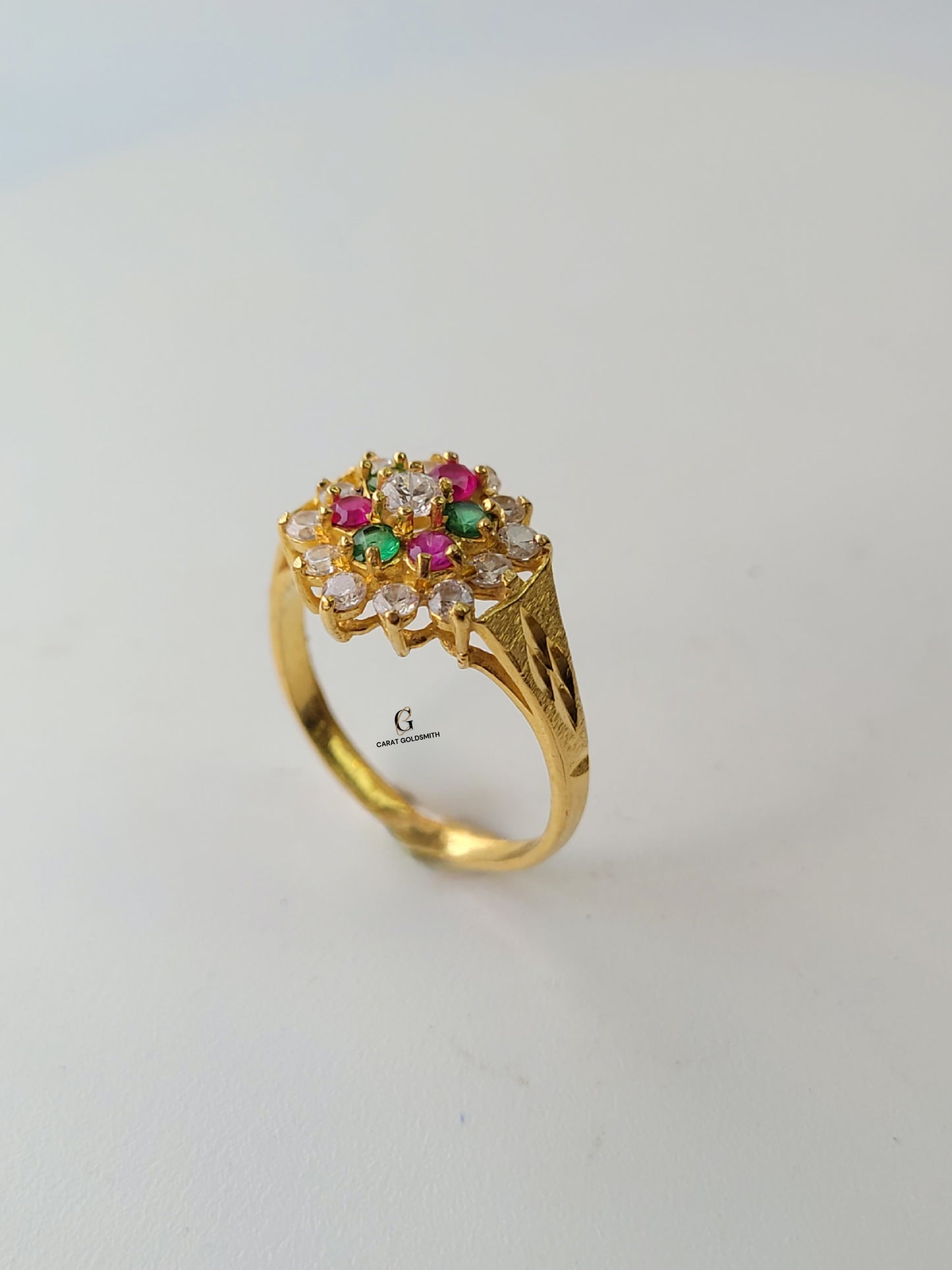 MULTI CLUSTER RING