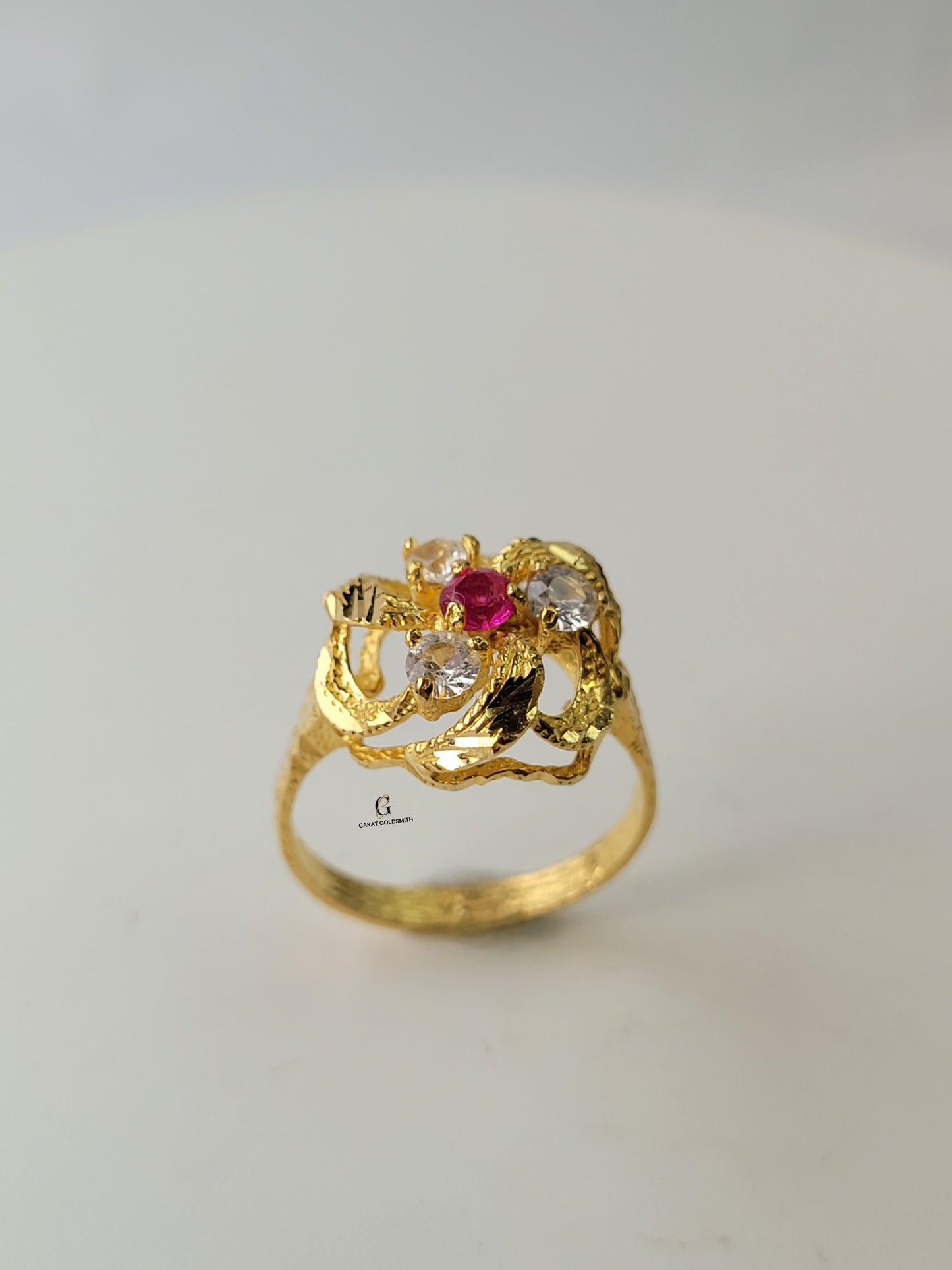 GOLD PETAL RING