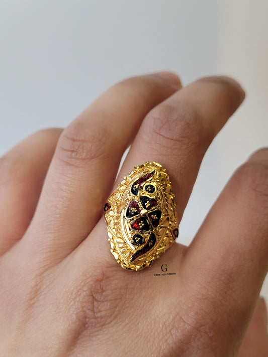 TRADITIONAL GOLD RING