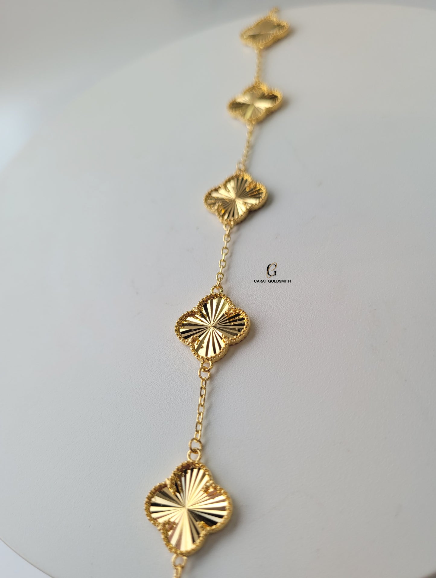 GOLD 5 FLOWER BRACELET