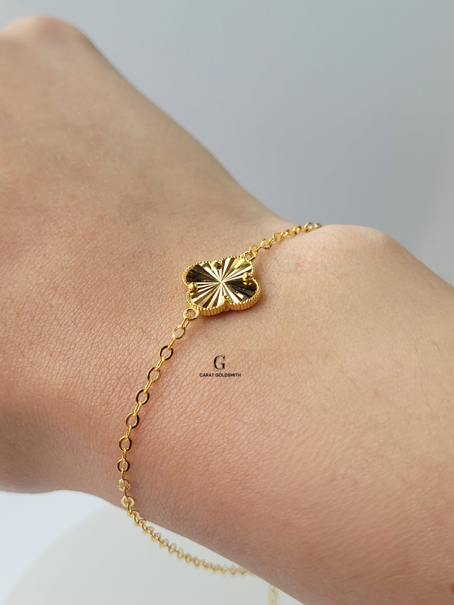 DAINTY SINGLE FLOWER BRACELET