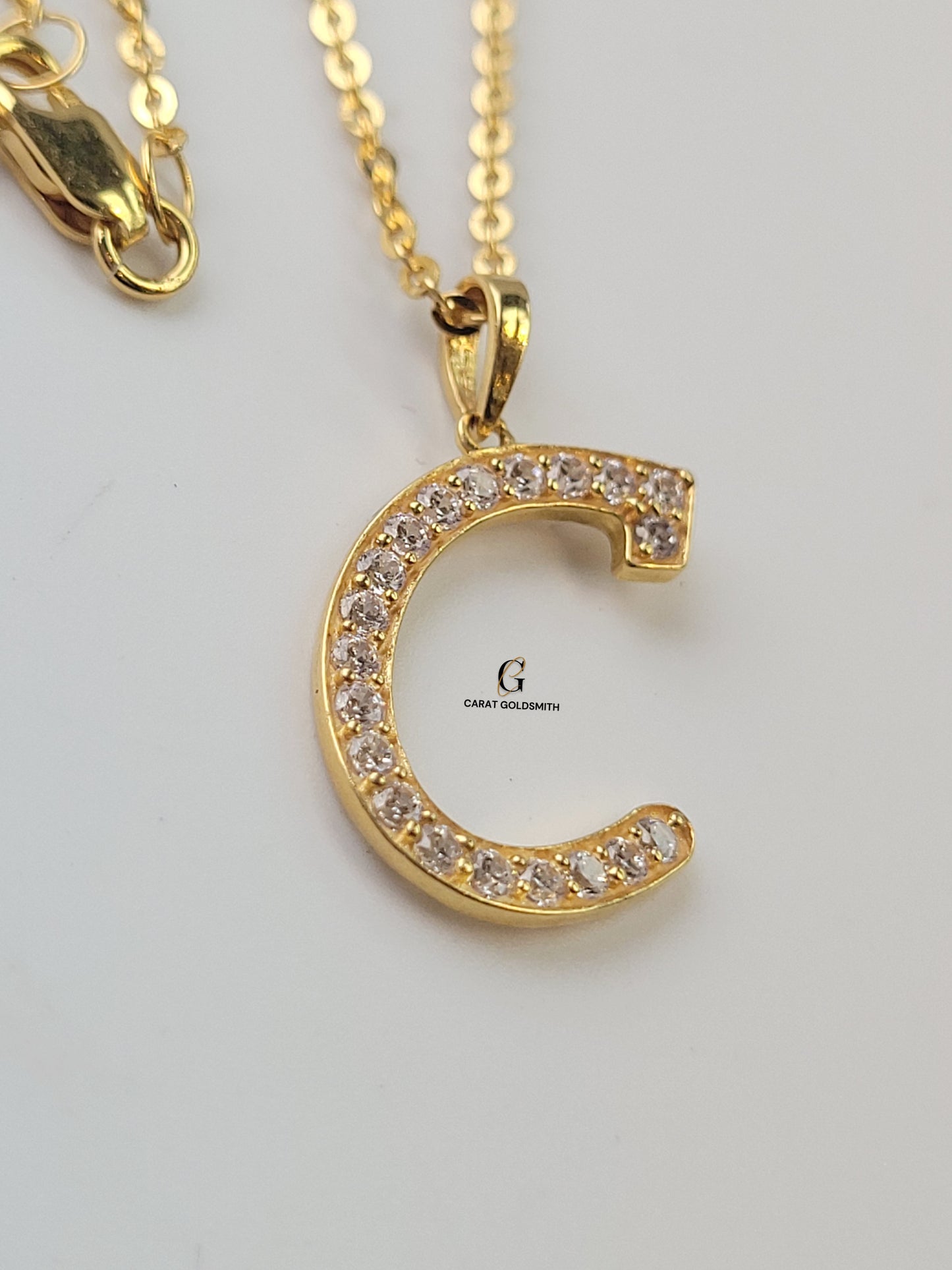 C INITIAL PENDANT