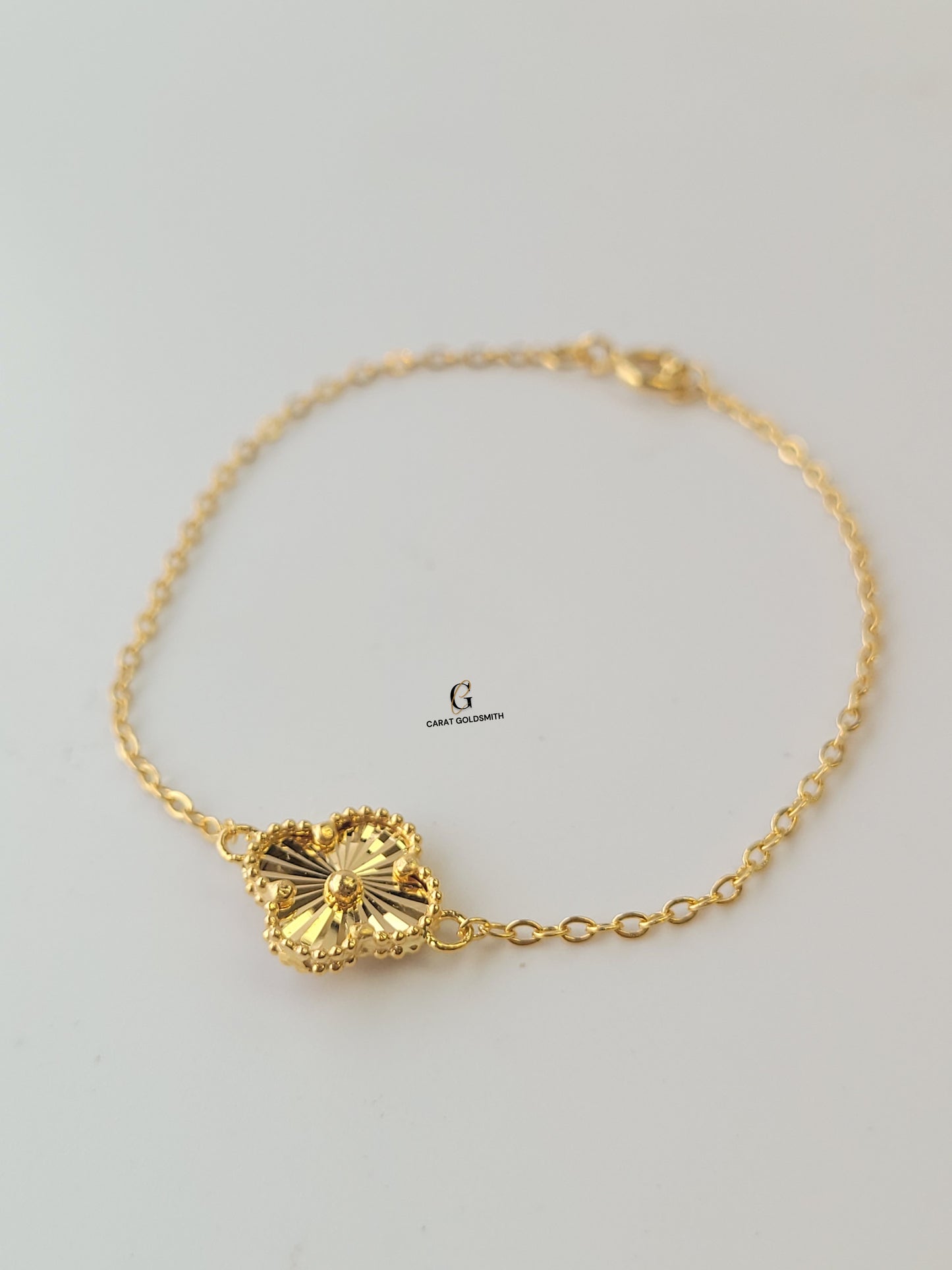 GOLD SINGLE FLOWER BRACELET