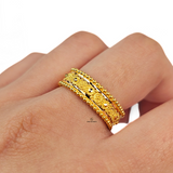 INTRICATE DESIGN GOLD BAND