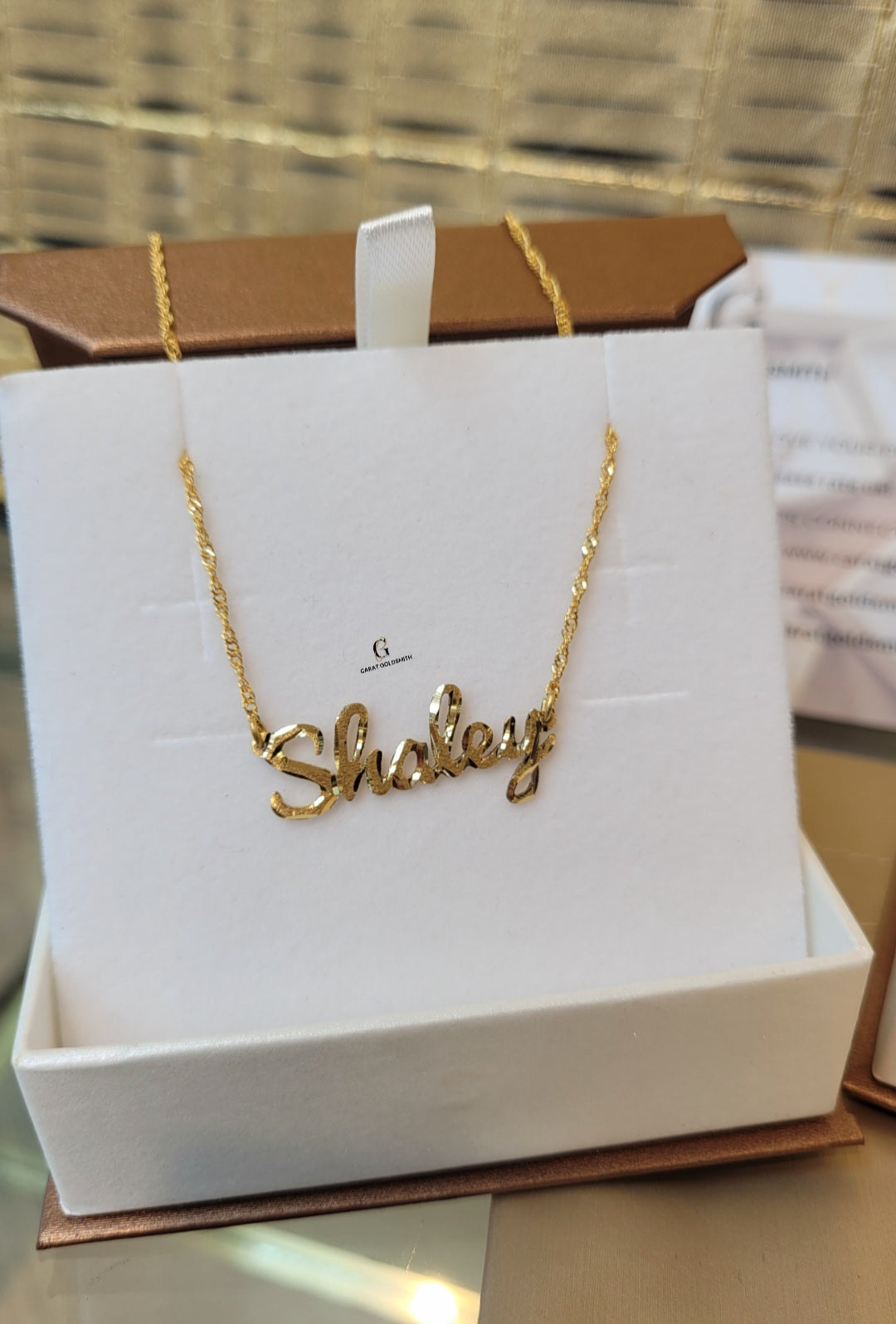 LIGHTWEIGHT ENGLISH NAME NECKLACE | MADE TO ORDER | DISPATCHED WITHIN 1 WEEK