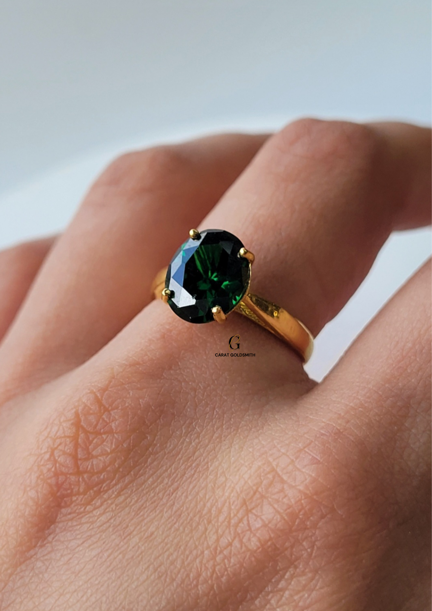 EMERALD OVAL RING