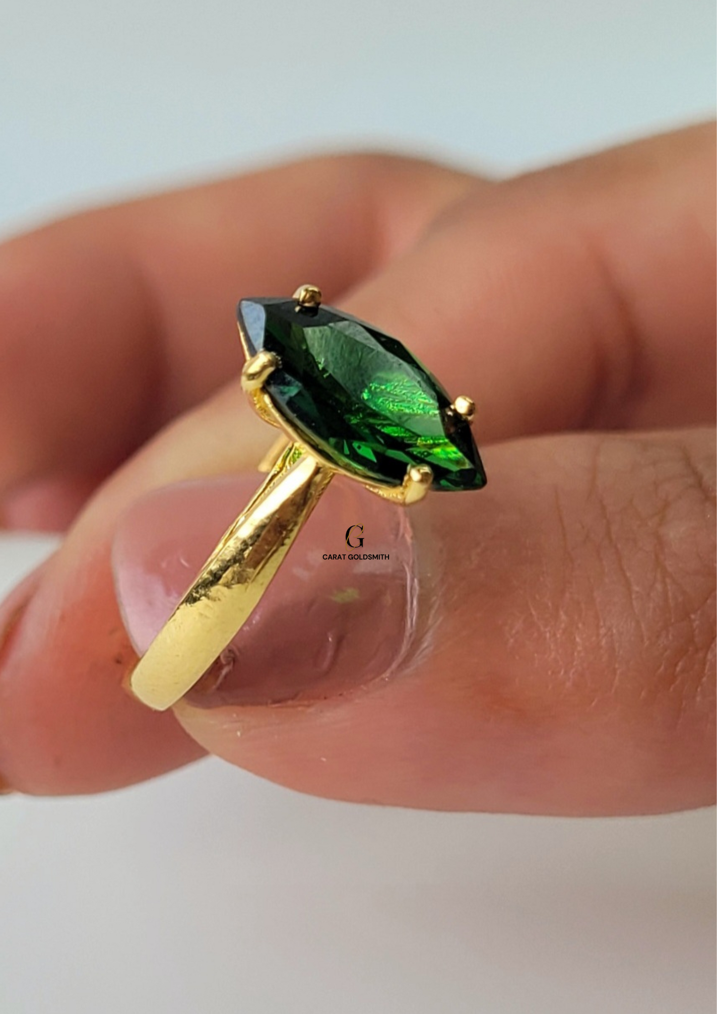 EMERALD PEAR RING