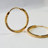 PLAIN GOLD HOOPS