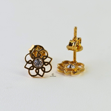 DAINTY PETAL STUD