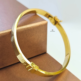 SCREW DESIGN HINGED BANGLE