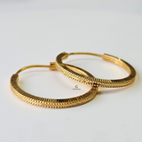 PLAIN GOLD HOOPS
