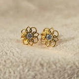 DAINTY PETAL STUD
