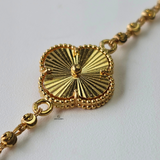 GOLD SINGLE FLOWER BRACELET - SMALL