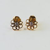 DAINTY PETAL STUD