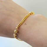 BEADED BRACELET WITH 3 CENTER CHAINS