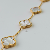 WHITE 5 FLOWER BRACELET - MEDIUM