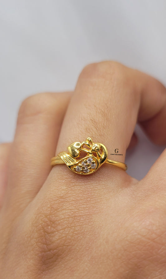 INTRICATE HEART DESIGN RING