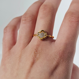 PETAL DIAMANTE WAVE RING