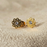DAINTY PETAL STUD