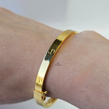 SCREW DESIGN HINGED BANGLE