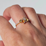 DAINTY STONE RING