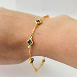 DAINTY 7 FLOWER BLACK BRACELET
