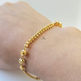 BEADED BRACELET WITH 3 CENTER CHAINS