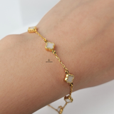DAINTY 7 FLOWER WHITE BRACELET
