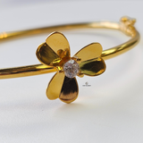 SINGLE FLOWER HINGED BANGLE